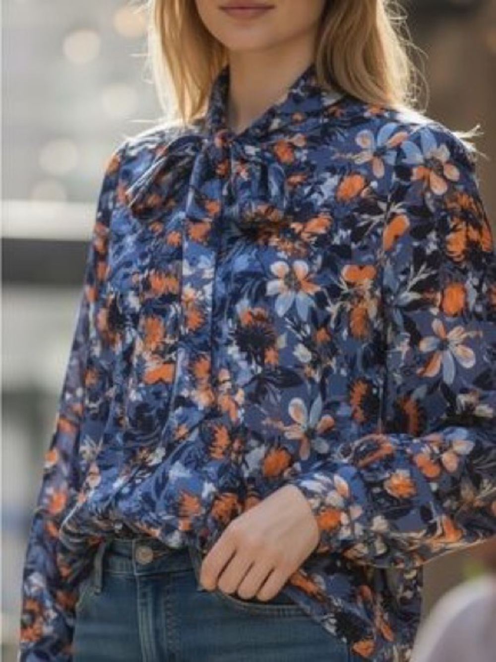 D & Co Floral Bow Tie Blouse in Navy and Orange size 1X - Picture 1 of 5